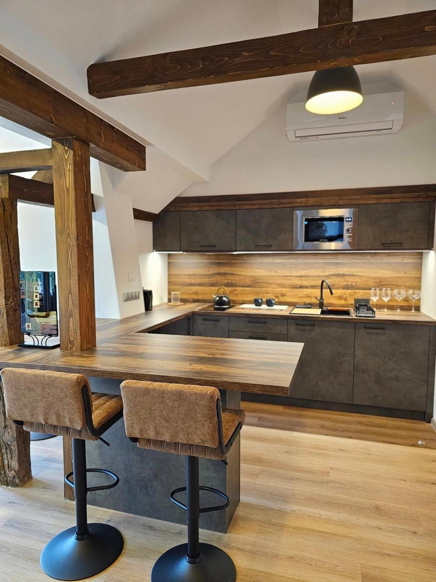 Apartamento Mi Casa Rustica Mosonmagyaróvár Exterior foto